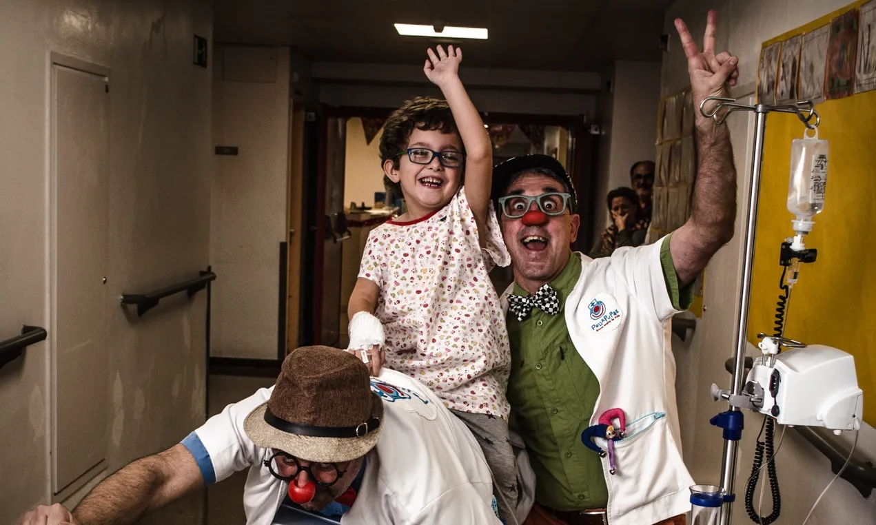 Pallapupas treballa per millorar el seu estat físic i emocional a través del teatre i l’humor. Font: Unsplash.