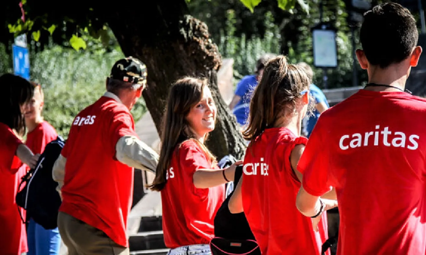 Voluntariat de Càritas en acció
