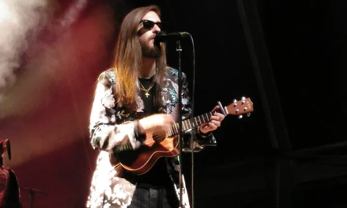 Alguns dels artistes del festival van ser Carlos Sadness, Nil Moliner i Alfred Garcia. Font: Suport Associatiu.