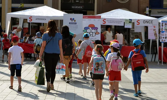 El TAST Social està obert a un públic divers, tant a adults com a infants.