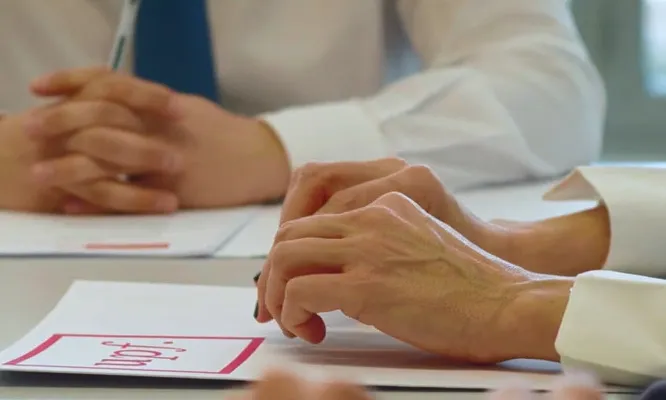 La Clínica Jurídica és una iniciativa solidària d’aprenentatge-servei impulsada per la Facultat de Dret de la Universitat Pompeu Fabra.