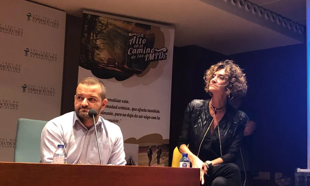 A l'Alejandro li van diagnosticar la malaltia de crohn als 7 anys. Font: ACCU.