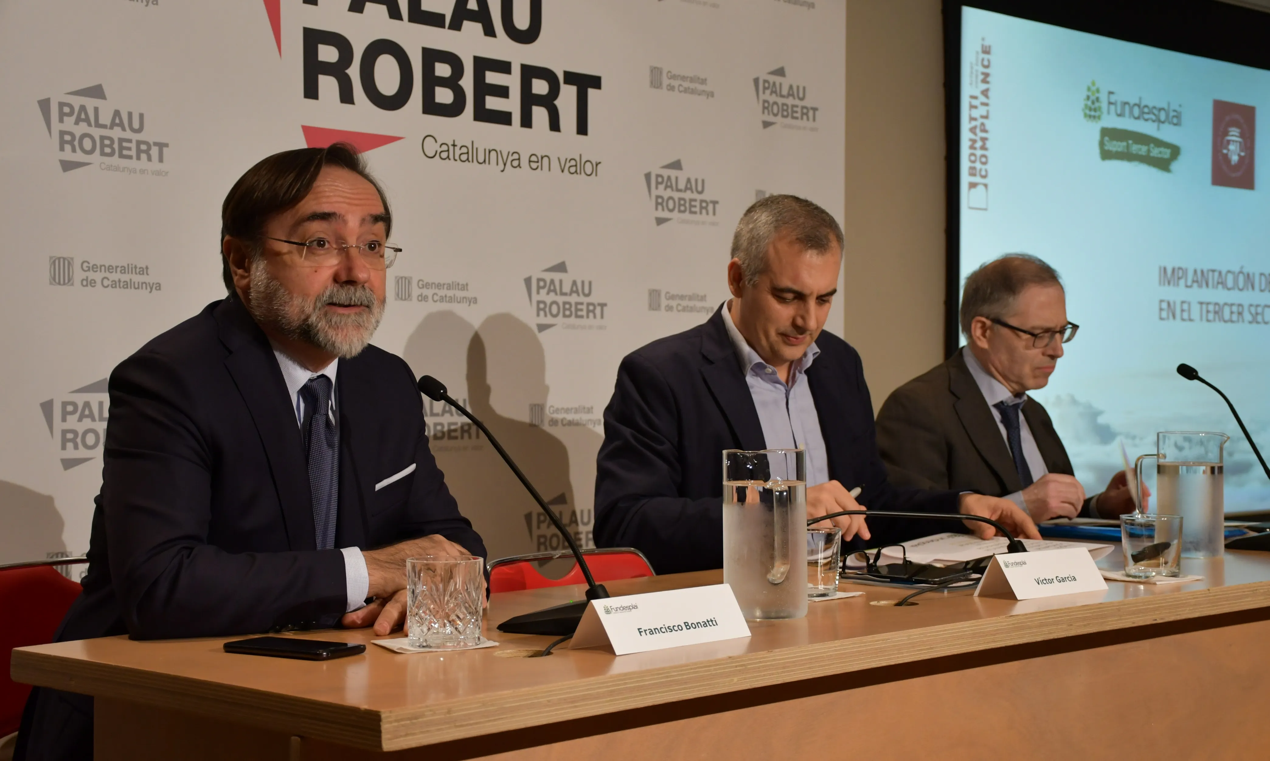 El Compliance és un conjunt de procediments i bones pràctiques que han d’adoptar les entitats per identificar i classificar els riscos operatius i legals. Font: Suport Tercer Sector.