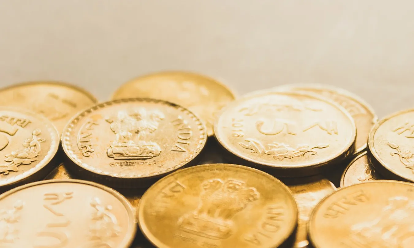 La recerca assegura que el 75% de les entitats consultades consideren com un element de confiança que les entitats financeres tinguin un segell ètic. Font: Unsplash.