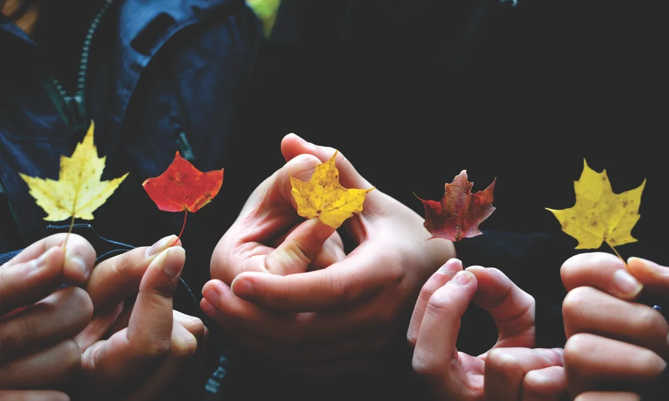 Amb l'objectiu d'acabar amb l’estigma de la diversitat funcional, el CNJC ha publicat la memòria #IgualDeDiferents. Font: Unsplash.