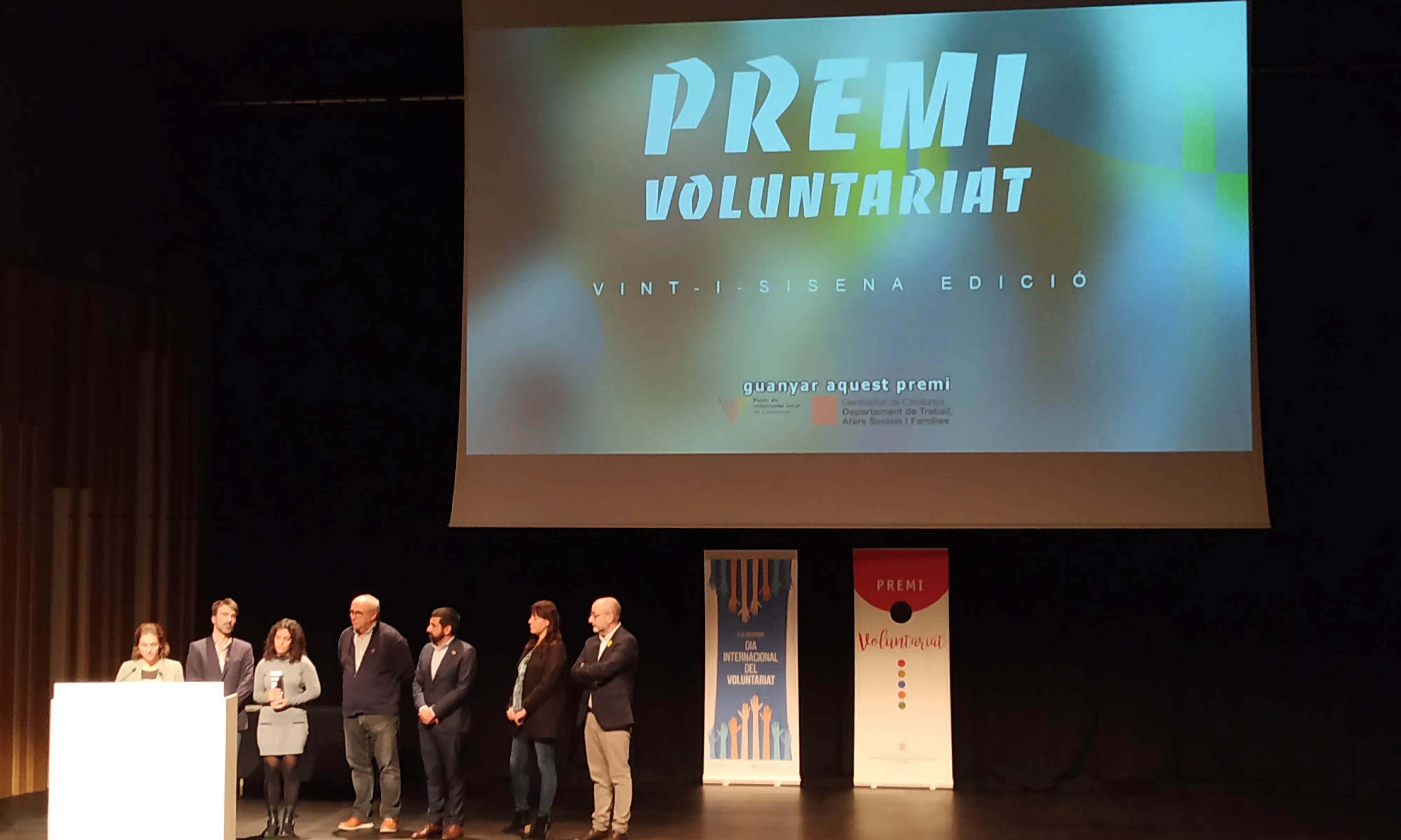 La Fundació Espigoladors recollint el Premi Voluntariat 2019.