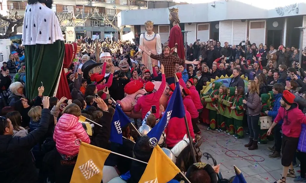 Diverses entitats han participat a Tàrrega, un dels municipis on La Marató ha fet parada al llarg del dia