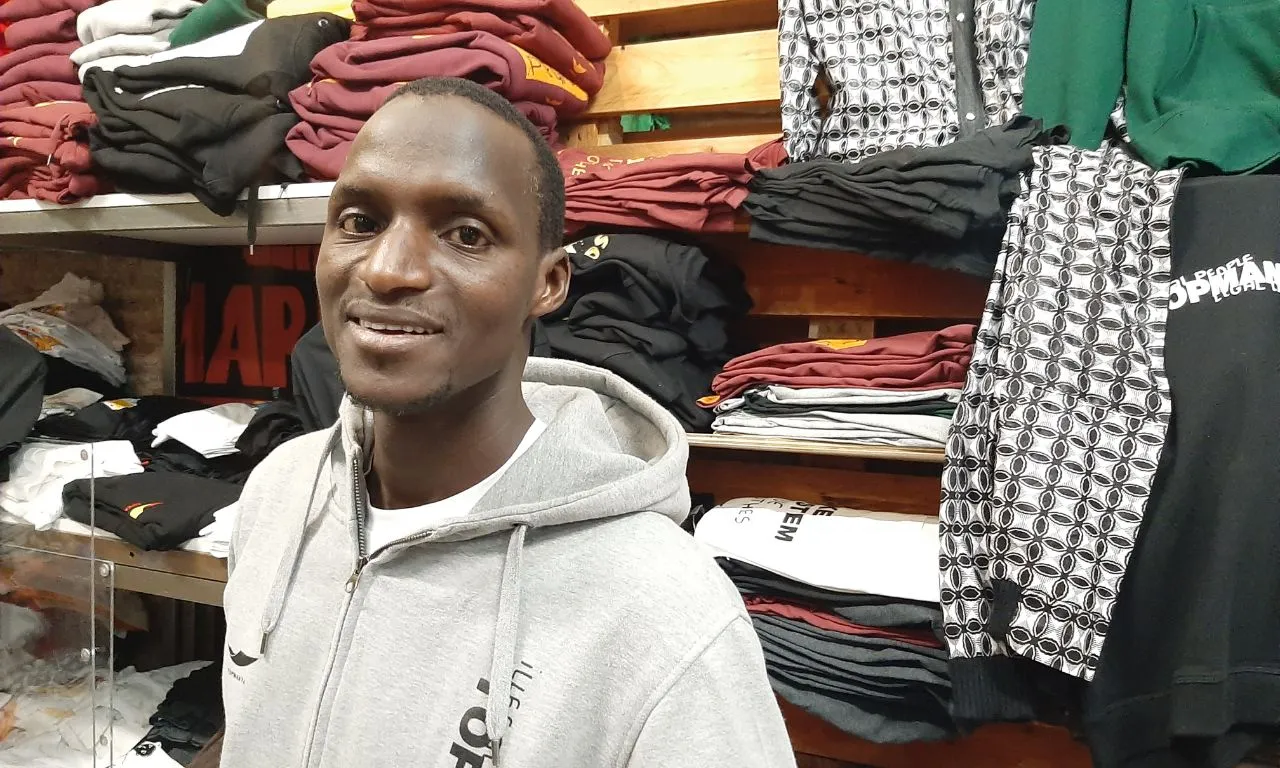Lamine Sarr. membre del Sindicat Popular de Venedors Ambulants de Barcelona