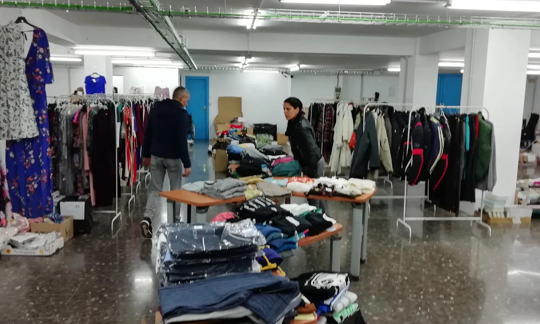 Un any més, Projecte Hone ha organitzat un mercat solidari. 