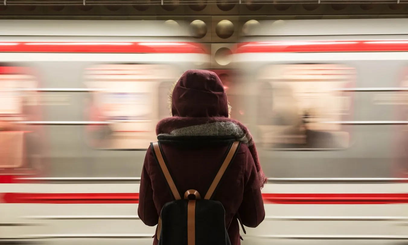 Les mesures que s’implantaran afavoreixen els usuaris habituals, que amb la nova T-usual pagaran menys. Font: Unsplash.