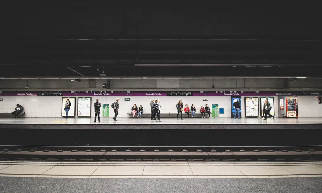 El col·lectiu ha demanat la creació d’una modalitat de bitllet de grup bonificat. Font: Unsplash.
