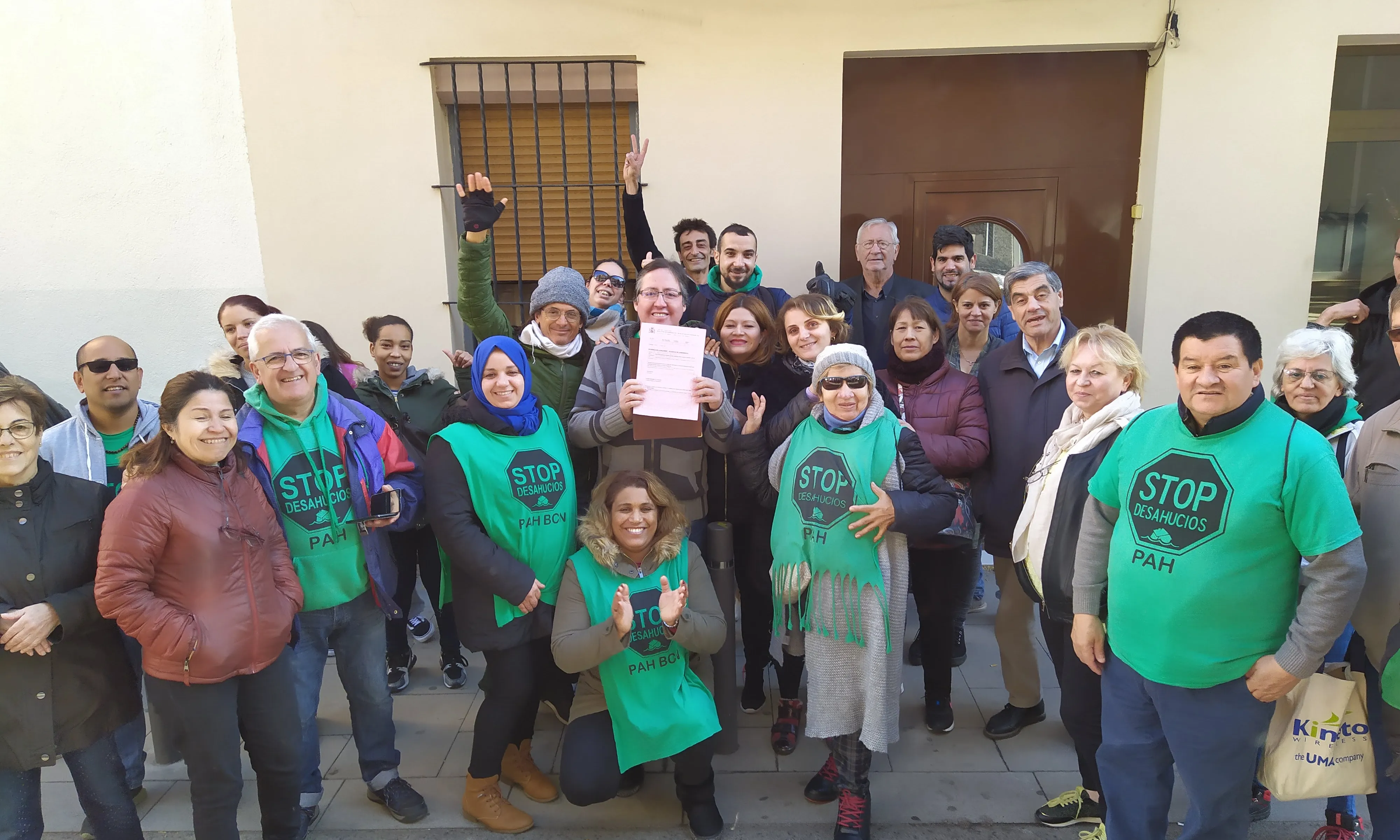 La plataforma va celebrar les millores del decret.