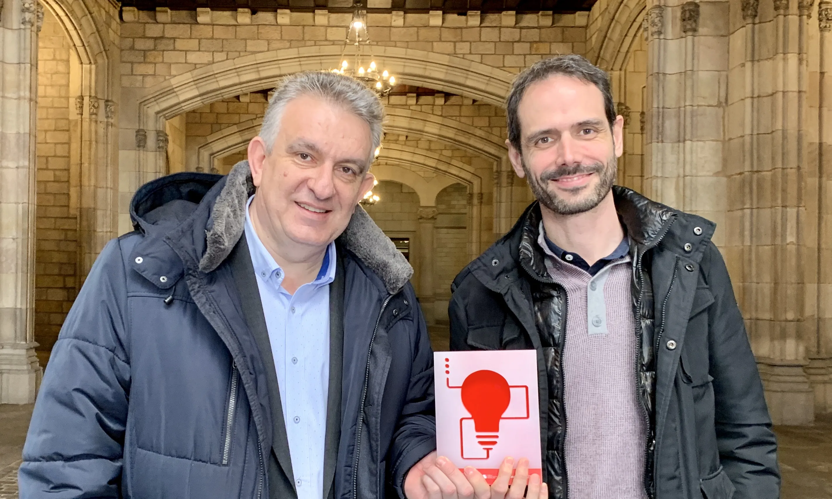 Jaume Saltó, CEO de Group Saltó i Joan Oliver, Director de l’IRD, amb el guardó del Premi