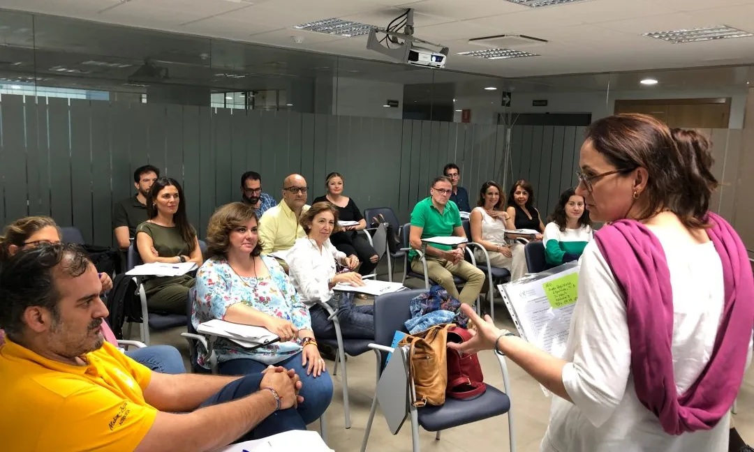 La directora de Causes, en una formació a Andalusia amb AFA.