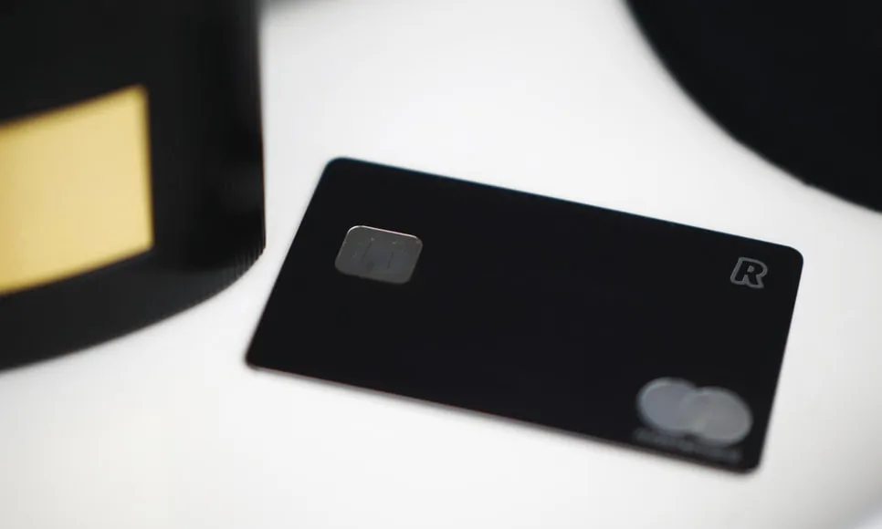 La nova targeta no permetrà treure diners en efectiu, serà nominal i es podrà recarregar tantes vegades com es faci falta. Font: Unsplash.