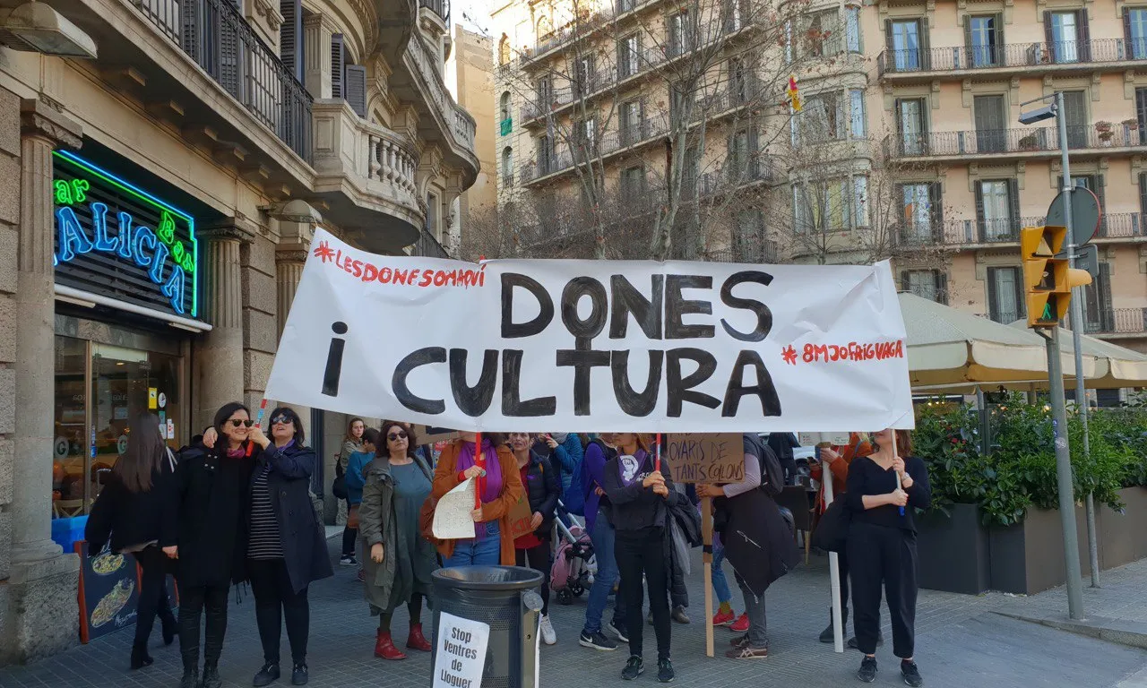 dones i cultura