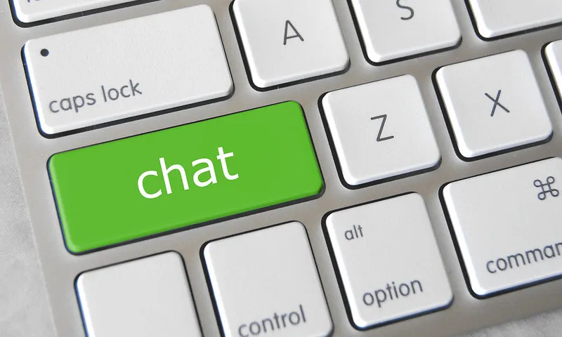 Fotografia d'un teclat amb la tecla chat. Imatge de GotCredit. Llicència d'ús CC BY 2.0