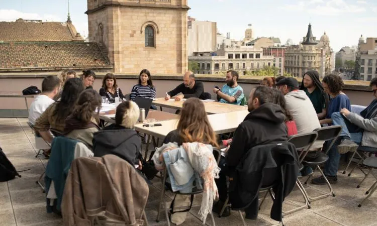 El dijous 16 d'abril, el Comitè Coordinador es va reunir per reformular el FSMET en aquest nou context.
