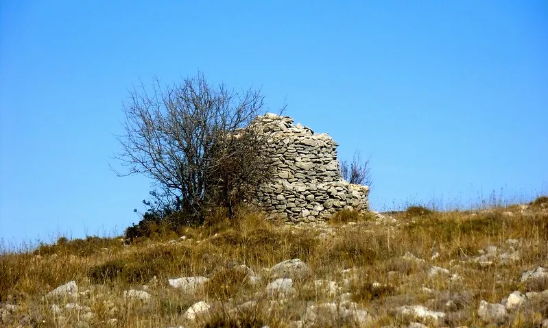 Fotografia d'una barraca de Pedra Seca. Imatge de Manel. Llicència d'ús CC BY-ND 2.0