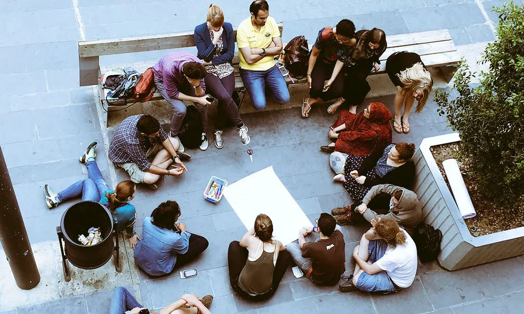 El projecte ofereix assessorament en la generació de nous mecanismes o canvis estructurals de transformació feminista.