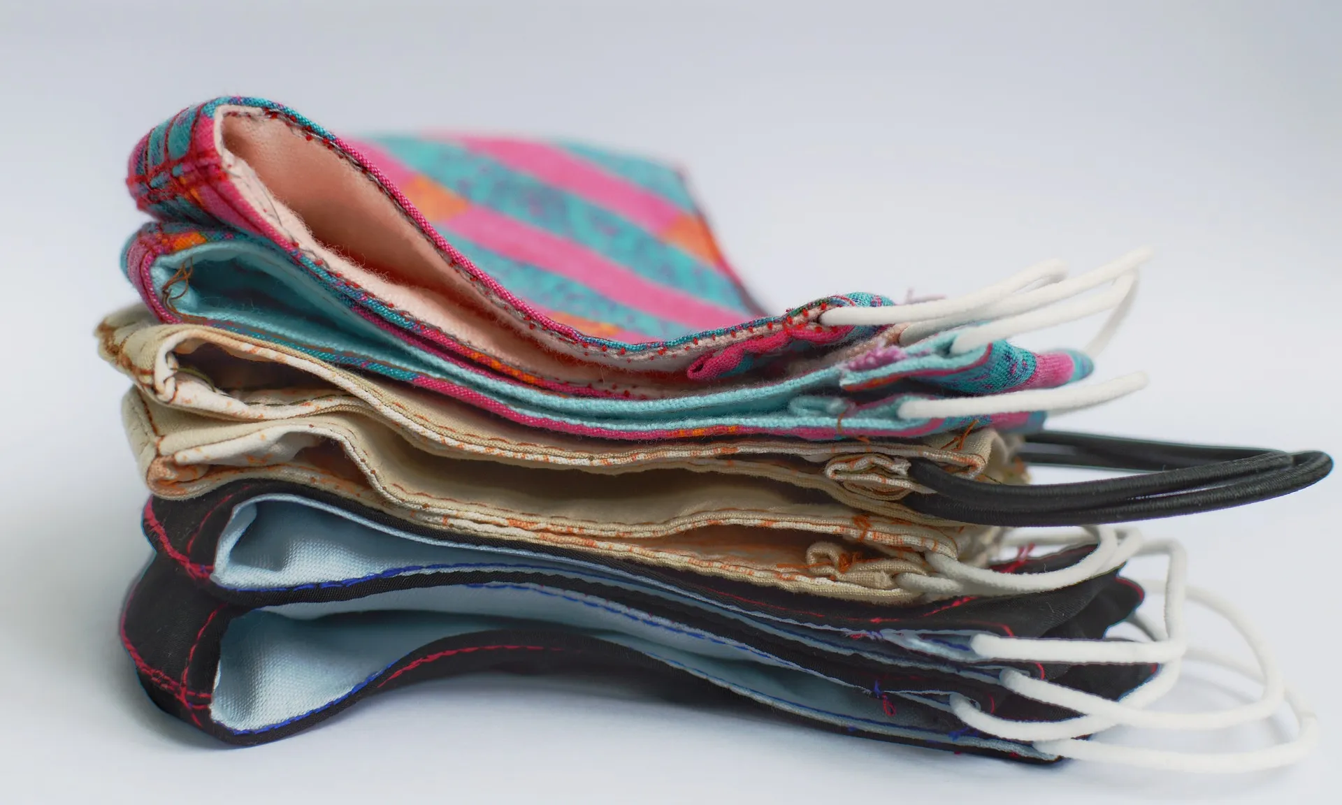 Existeixen diferents tipus de mascaretes higièniques reutilitzables.