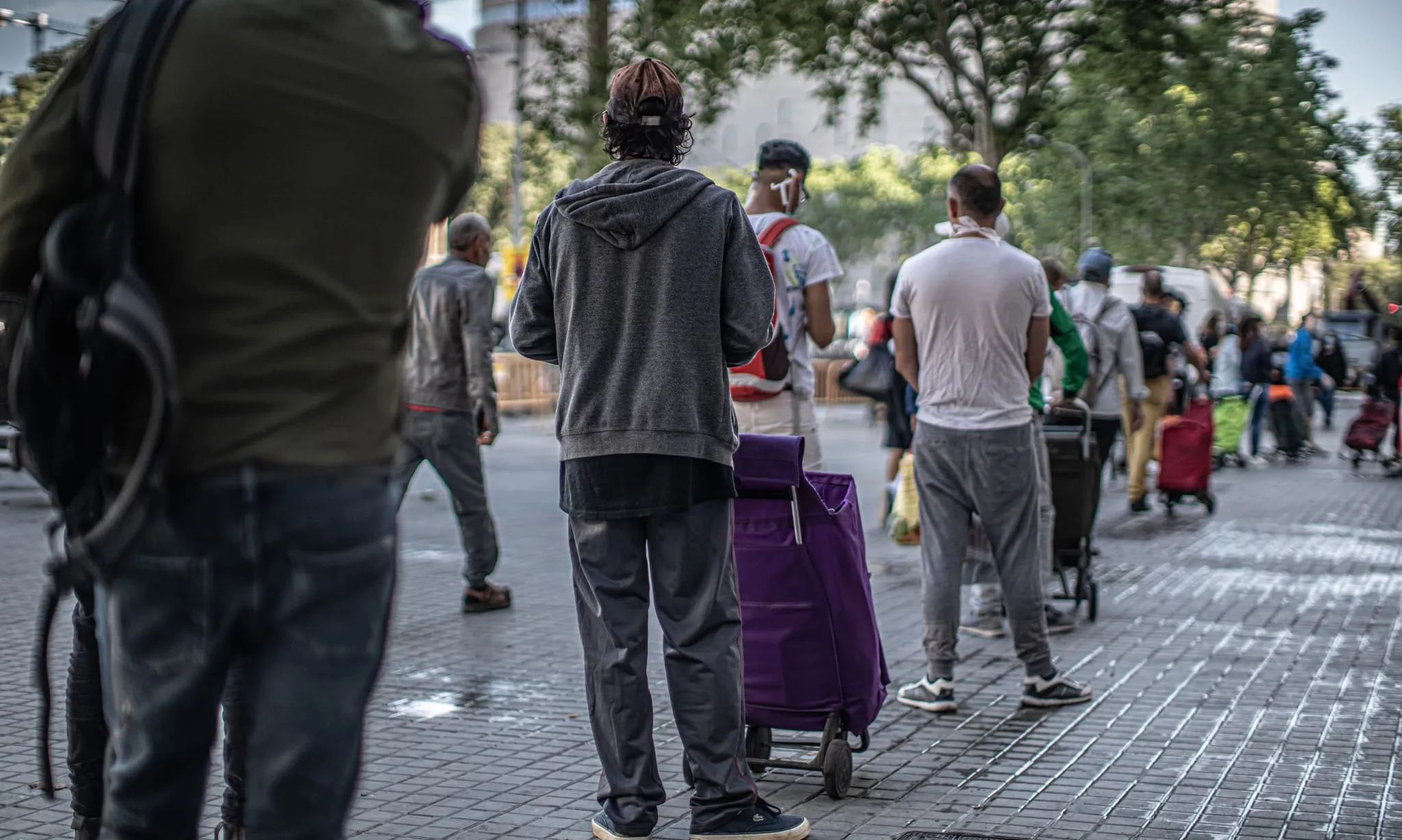 La pandèmia podria incrementar les persones en situació de pobresa en 700.000.