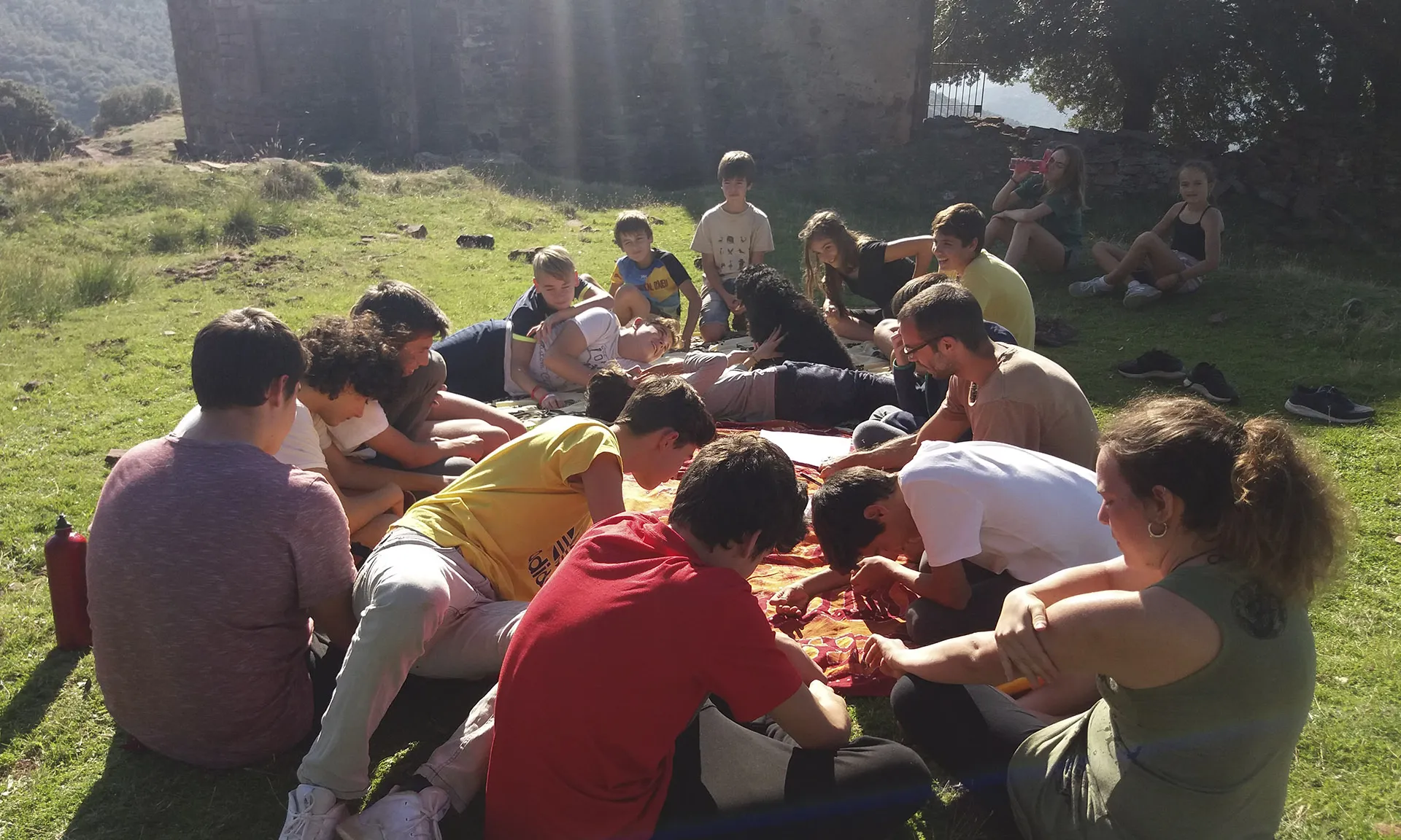 L'escola viva autogestionada El Planter se situa al cor del Baix Montseny.