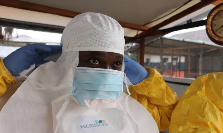 MSF està donant servei a nou centres de tractament i aïllament de Bolomba, Bikoro, Monieka, Ingende i Lotombe. 