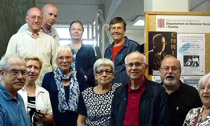 L'Associació Viure i Conviure treballa al costat de la gent gran de Manresa des de l'any 1999.