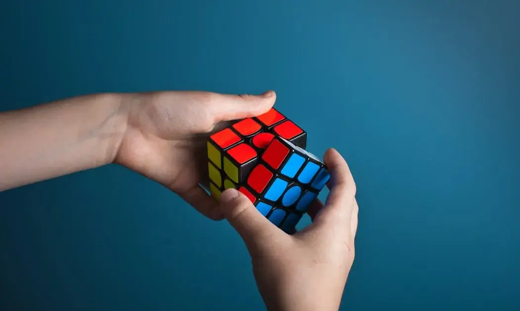 El tipus i els capitals mínims de les assegurances varien en funció de l’activitat de l’entitat. Font: Unsplash.