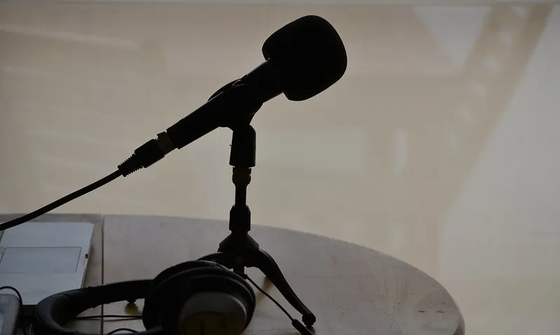 Fotografia d'un micròfon utilitzat en Podcast. Imatge de Nicolas Solop. Llicència d'ús CC BY 2.0.
