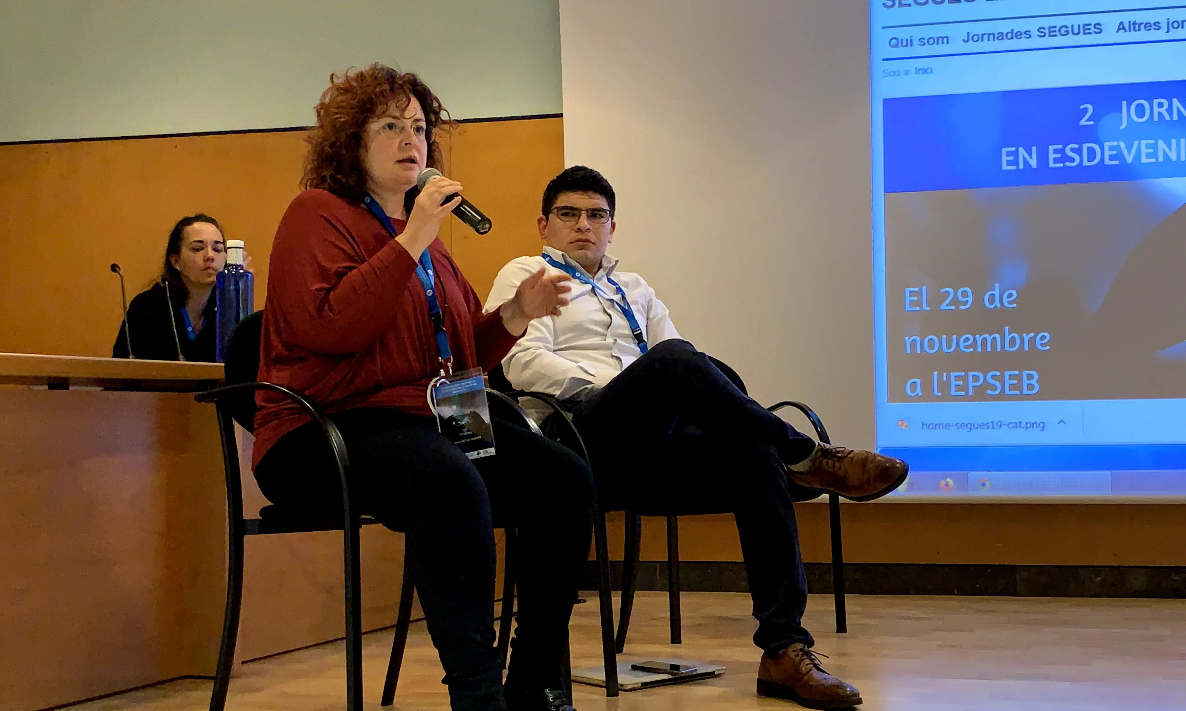 Tenir un usuari i una contrasenya són algunes de les bones pràctiques per evitar caure en un ciberdelicte. Font: ACTE.