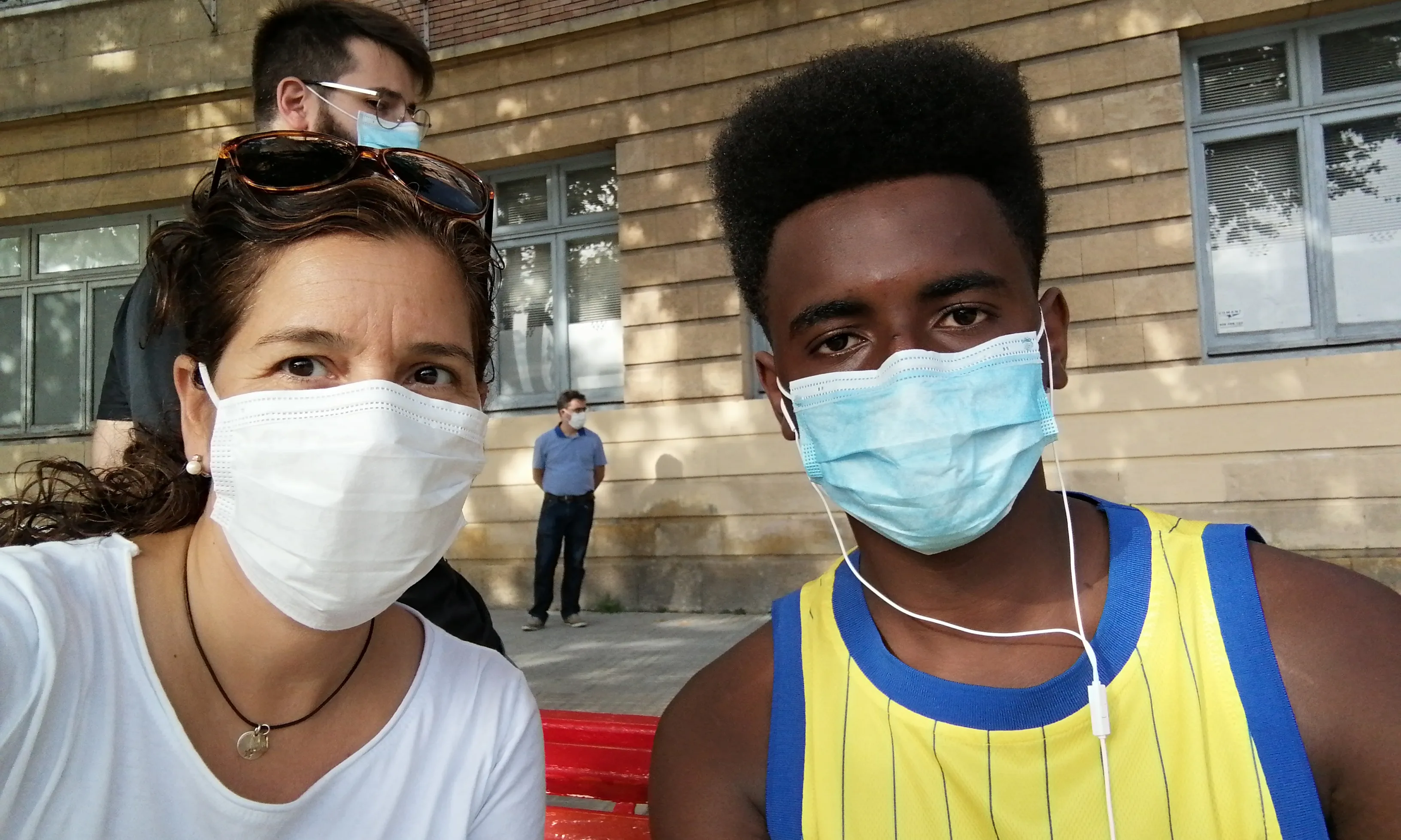 La Marta és mentora de l'associació i fa voluntariat per acompanyar a en Thierno.