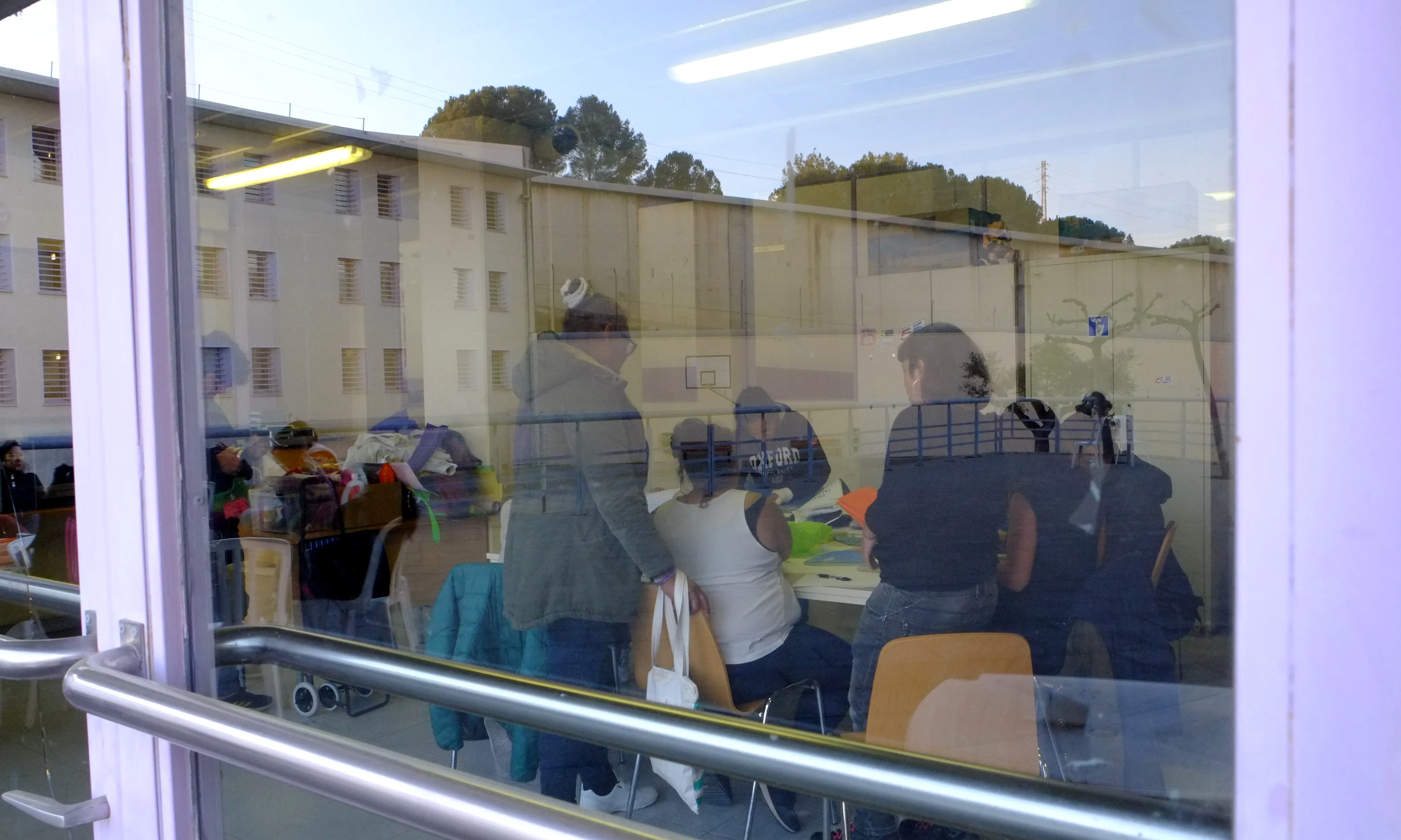 Dones de la presó de Brians 1 al taller de cinematografia de Las Mirillas