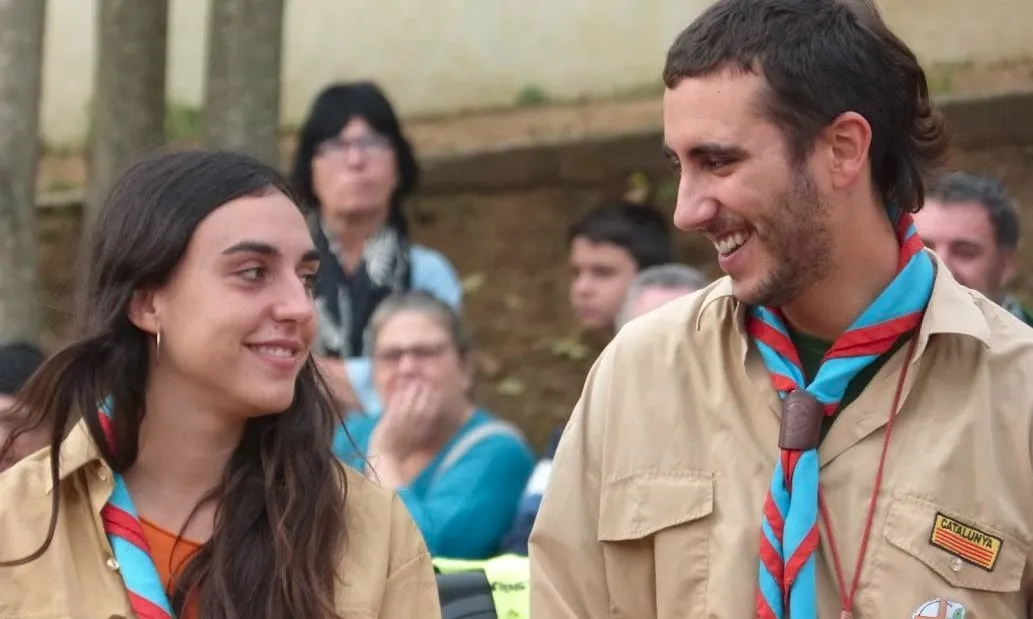Quina és la teva relació amb el voluntariat i el món associatiu? Porto 20 anys en el món associatiu. Vaig començar l’any 2000 com a Llop a l’Agrupament Escolta i Guia Sant Ferran amb 9 anys. Deu anys després, al 2010 vaig decidir entrar a formar part de l