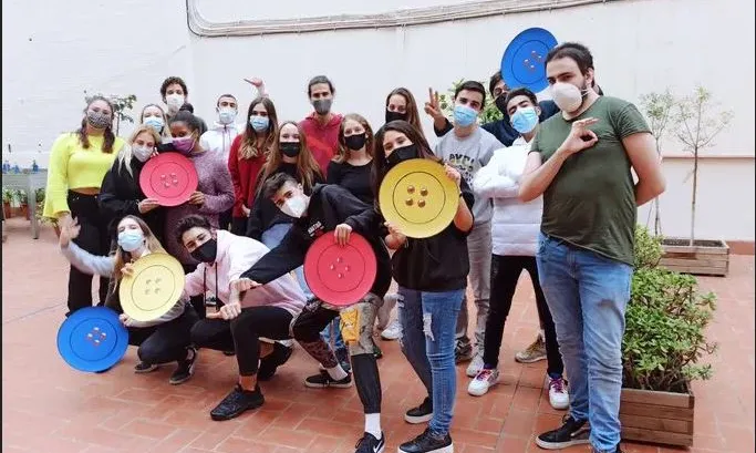 Imatge de la campanya "El botó màgic"