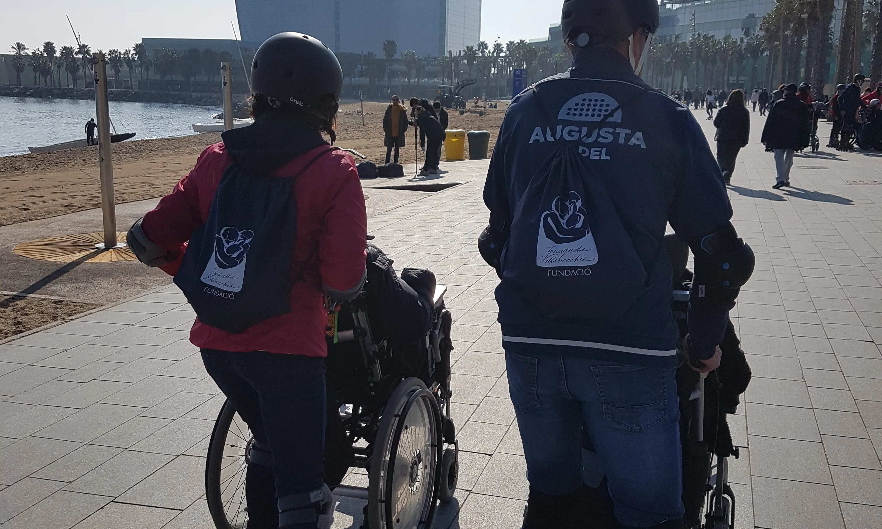 La proposta de lleure esportiu està adaptada a aquests nens i nenes i està pensada per realitzar-se en família. Font: Fundació Enriqueta Villavechia.