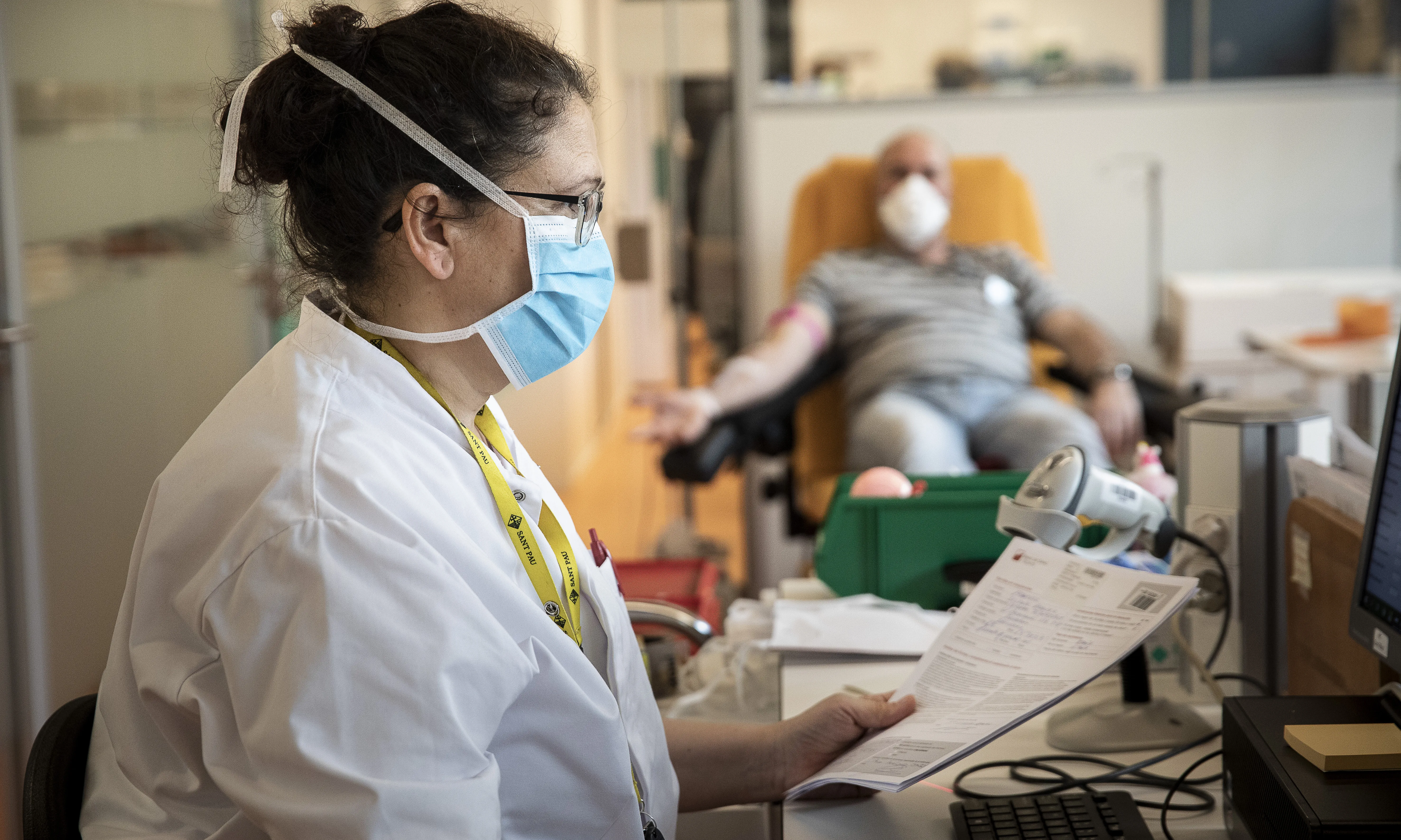 Catalunya necessita 40.000 donacions de plasma a l’any. 