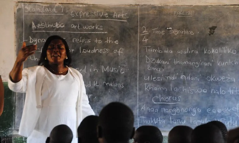 ‘Més educades, més lliures’ és un projecte per afavorir l’escolarització de les nenes a Malawi. 