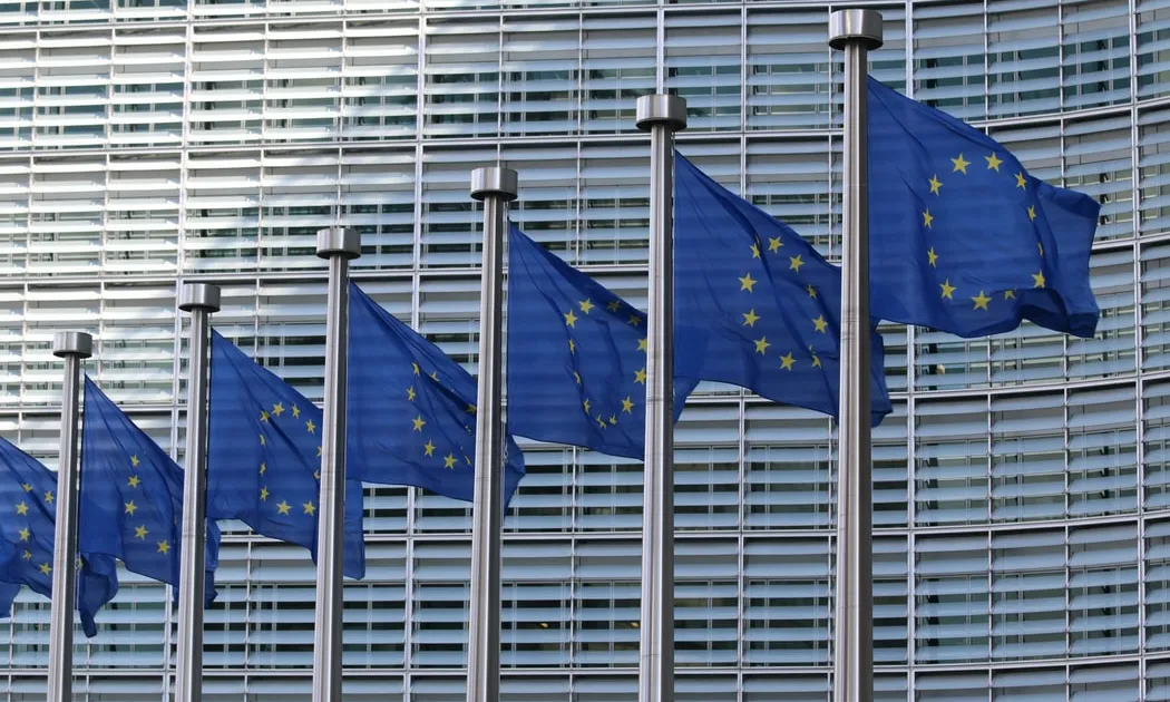 La Generalitat ha donat llum verda al decret llei pel qual s'aproven mesures urgents amb l’objectiu de garantir una gestió eficient i transparent dels fons europeus. Font: Unsplash.
