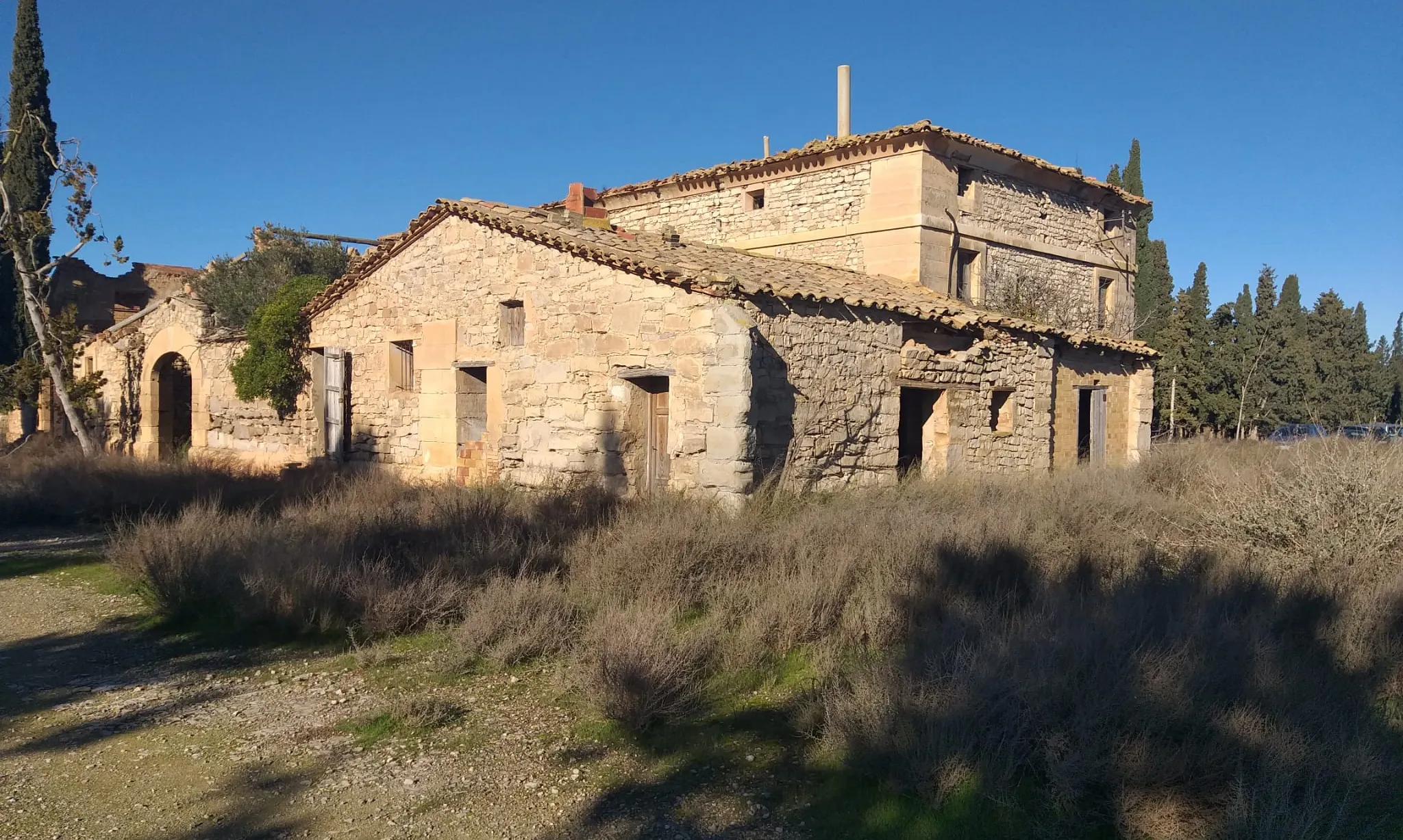 A la casa Vallmanya li ha caigut una part de la taulada.