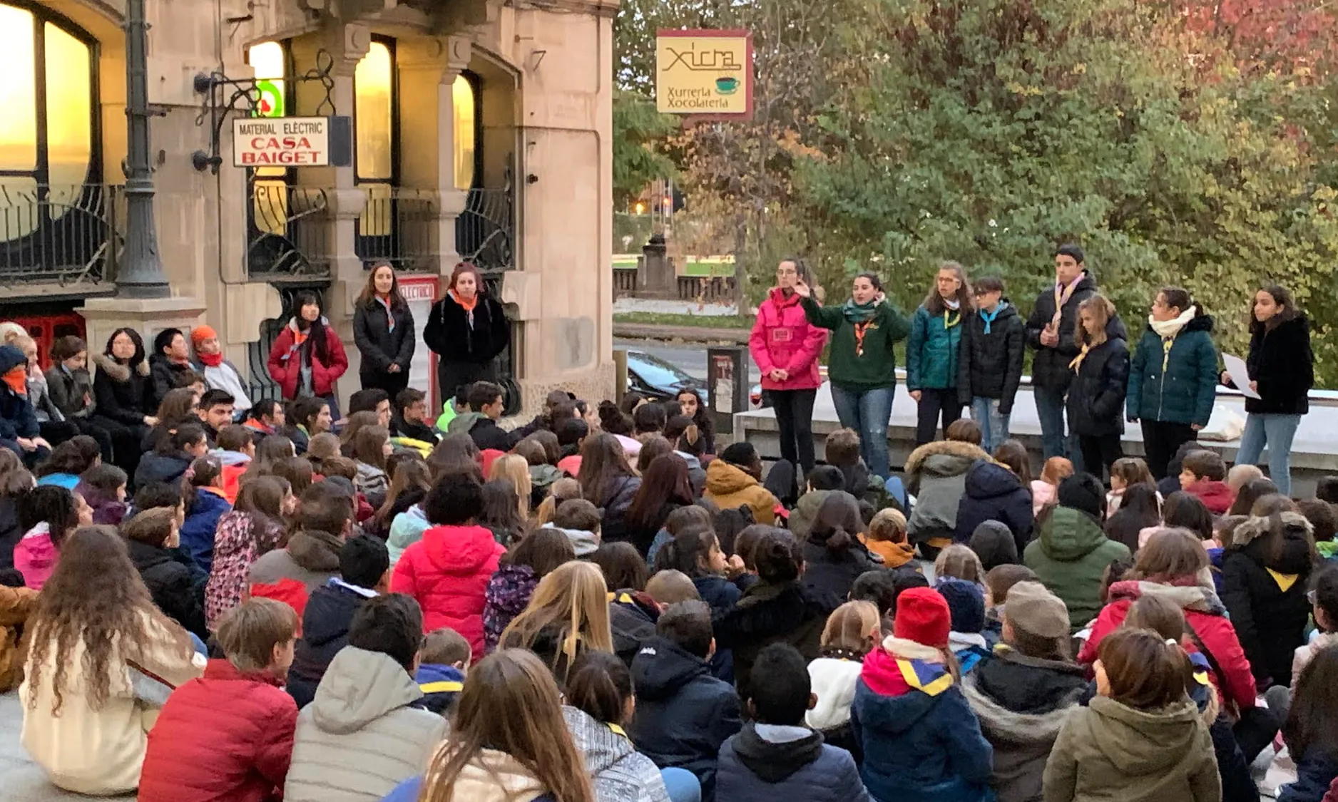 Des de la Fundació Verge Blanca s’acompanya a la infància en el camp de l’educació en el lleure com a eina d’integració social.