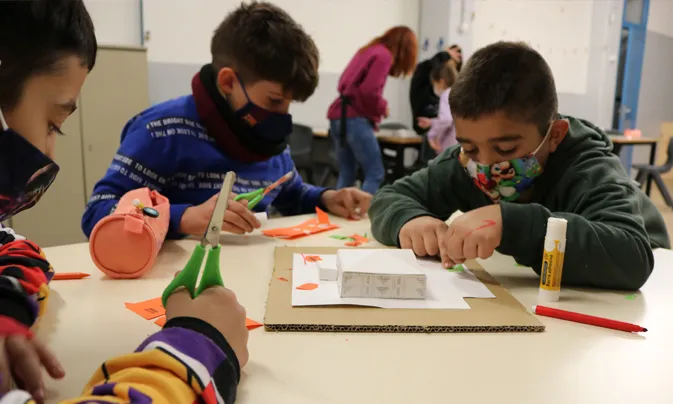 Procés participatiu de transformació i obertura del pati a la comunitat