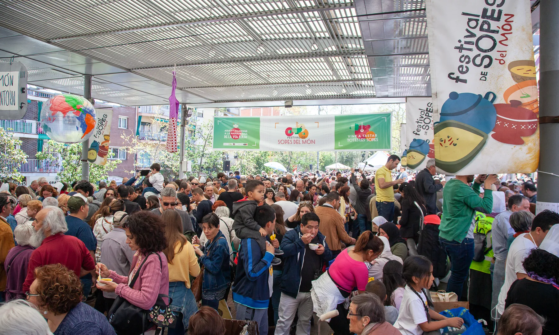 El Festival de Sopes de 9 Barris Acull és una activitat molt reconeguda i amb molta participació al barri.