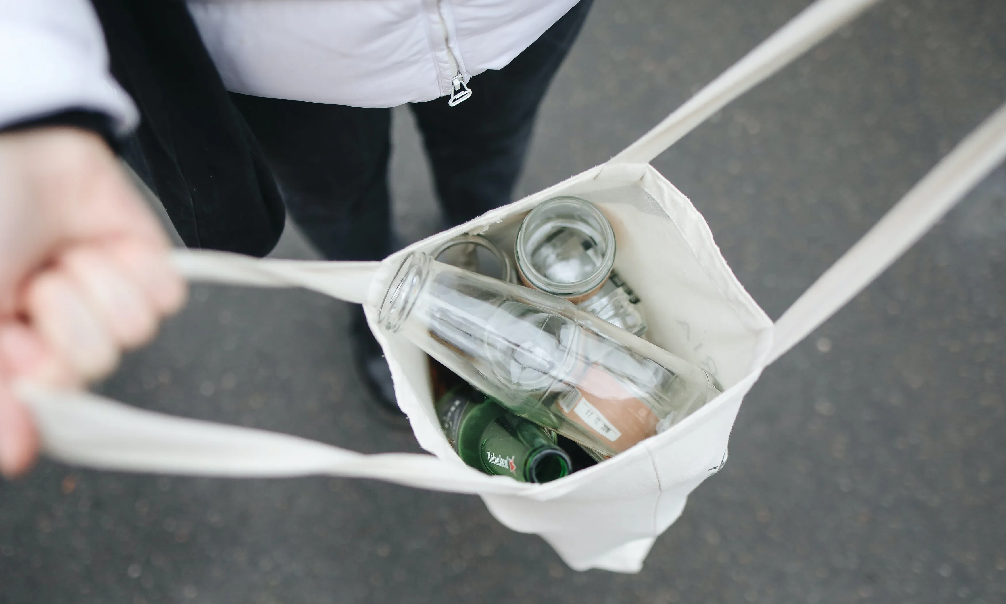 El vidre és un material molt fàcil de reciclar.