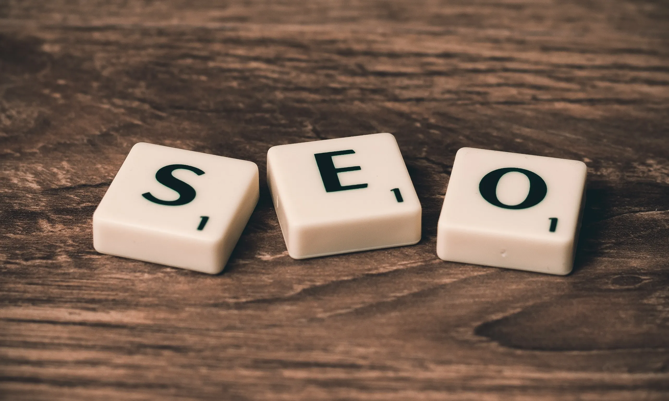 Per tal que els continguts web tinguin visibilitat als cercadors s'ha de redactar tenint en compte el SEO.