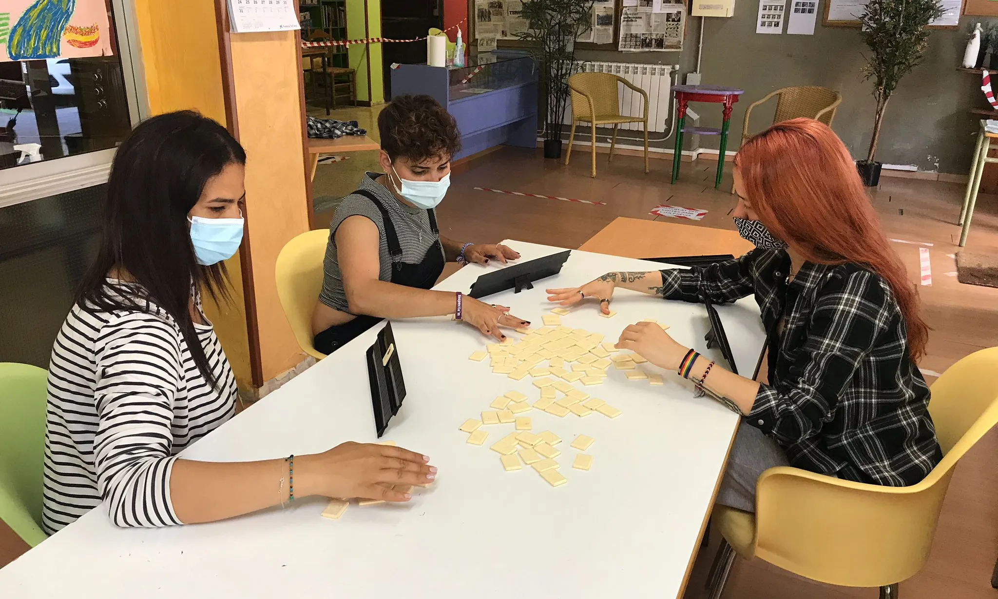 L’Associació Ment i Salut La Muralla és una entitat dedicada a la inserció social de persones amb problemes de salut mental.