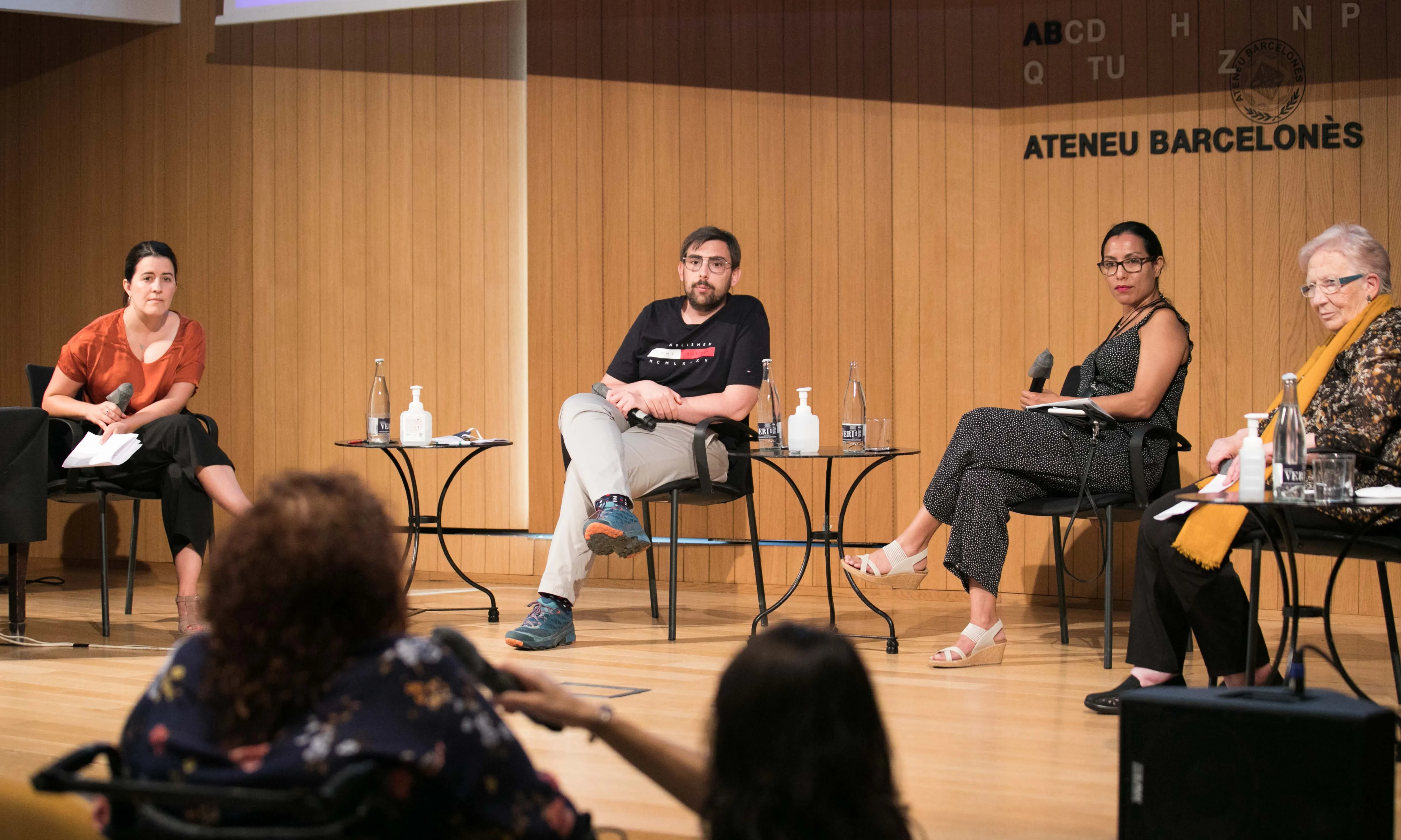 Al debat s’ha destacat la necessitat de fer efectius els drets polítics dels col·lectius en risc d’exclusió social.