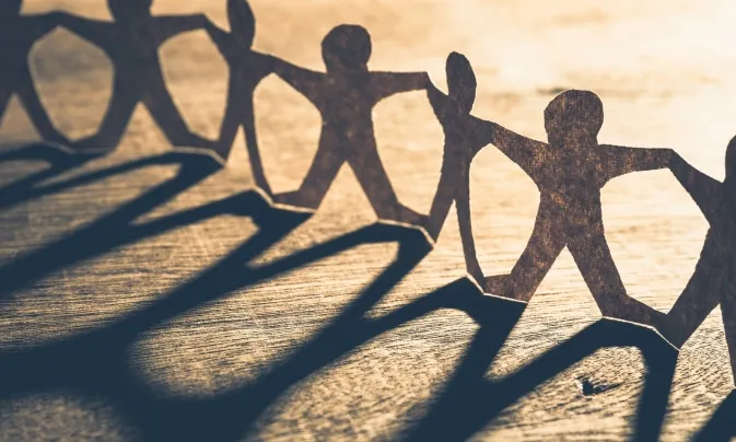 La implicació del jovent en les economies transformadores, a estudi.