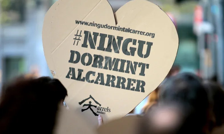 530 persones voluntàries van sortir als carrers i van recórrer 65 dels 73 barris de la capital catalana la nit del 10 a l’11 de juny.